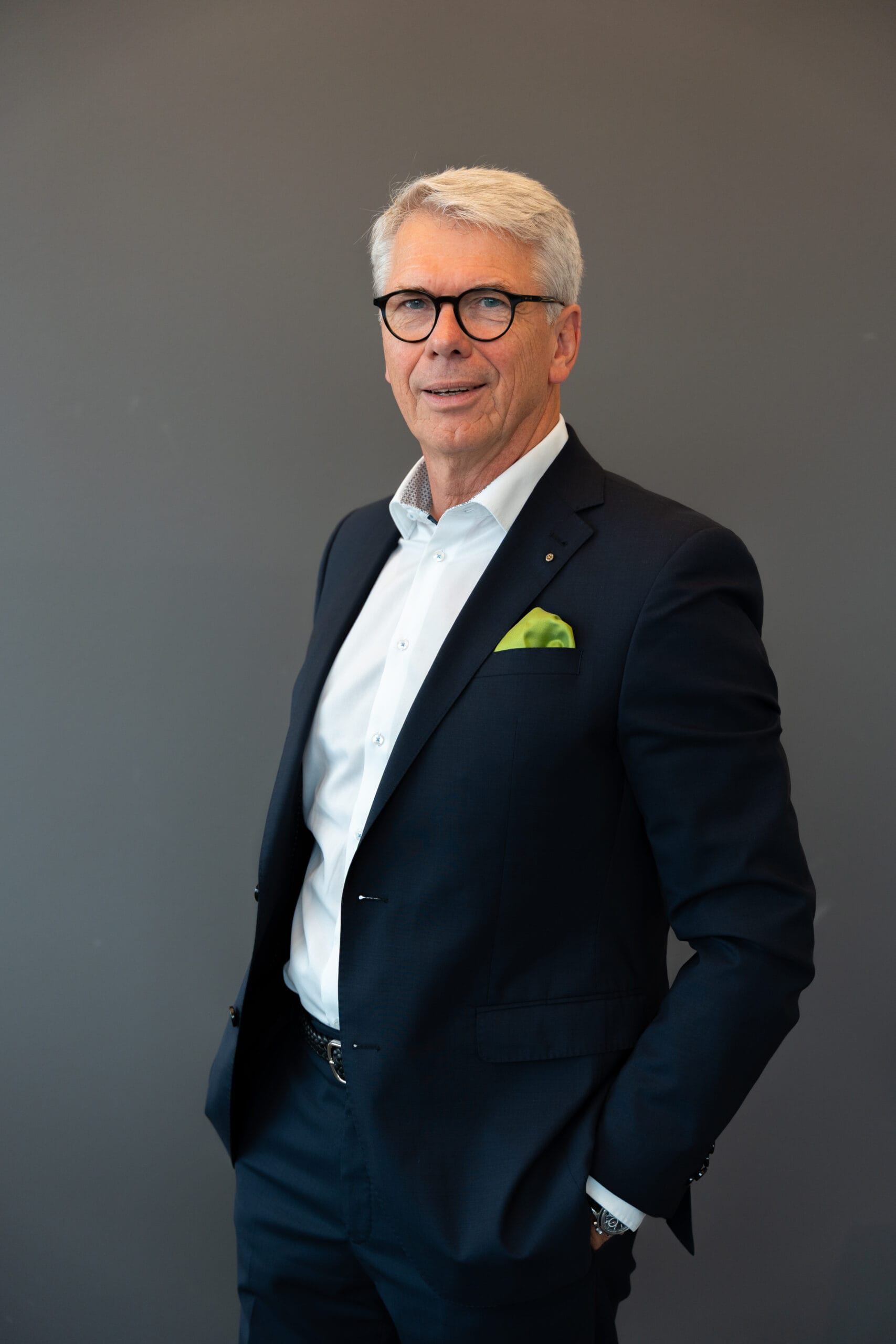 Klaus Tisson, Geschäftsführer von XHoch3, steht für strukturierte Prozesse und rechtssichere betriebliche Vorsorgelösungen